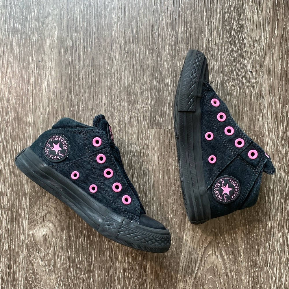 Converse High tops. All black w/pink details. 11 - Picture 3 of 13
